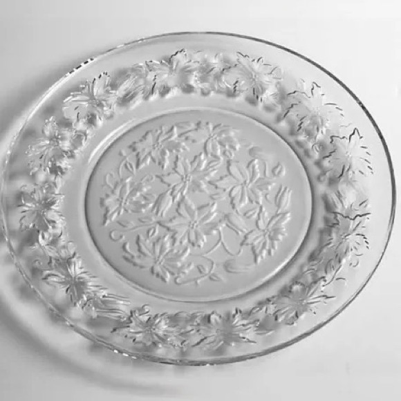 Princess House Other - Princess House Fantasía vintage Elegant Clear Glass Floral Plates Set (dinner)
